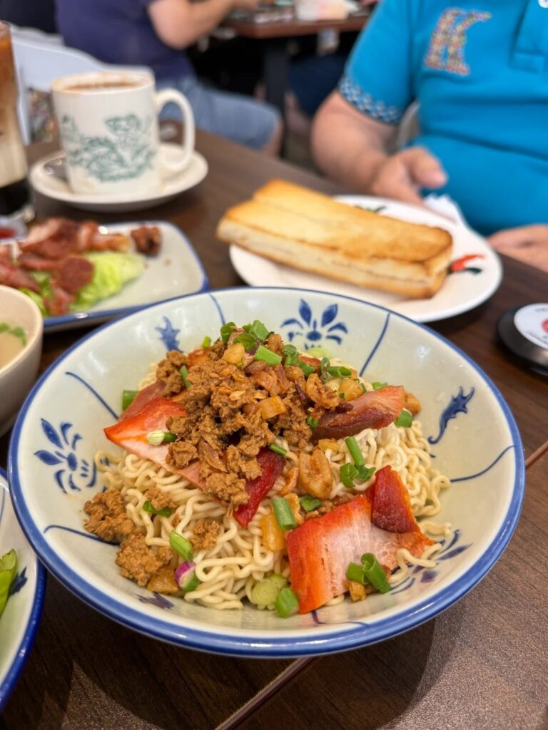 KOPI SARAWAK JB 喜越茶室